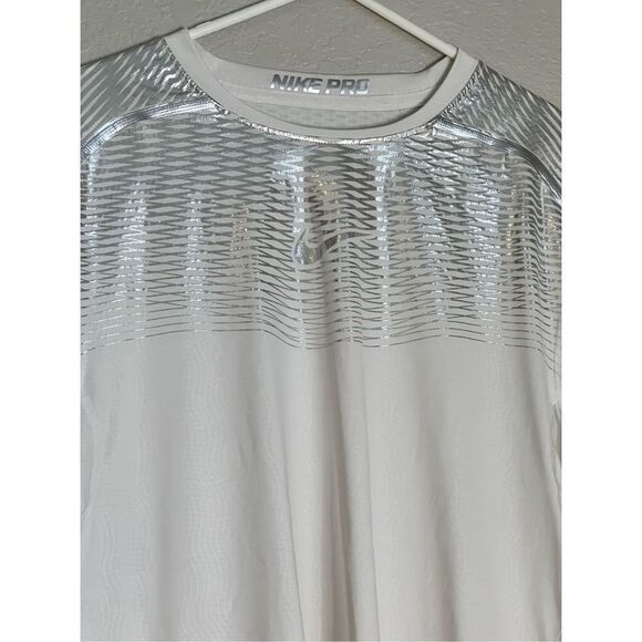 Nike pro fit hypercool white silver workout shirt XL - Picture 2 of 6